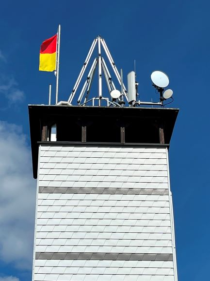 Niedensteiner Fahne Hessenturm